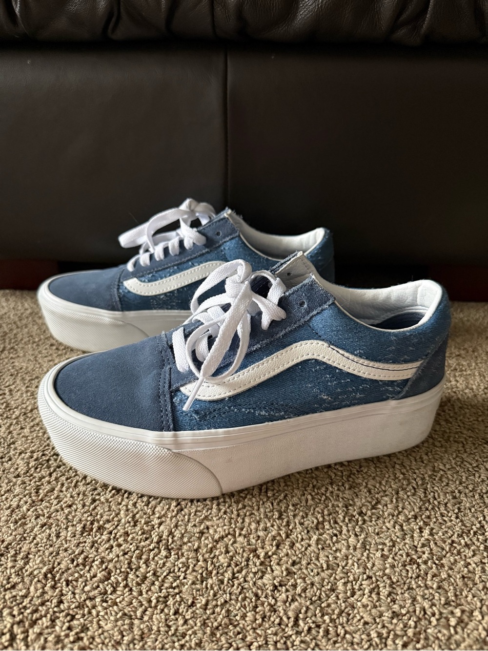 Vans Blue Low-Top Platform Sneakers with White Side Stripe